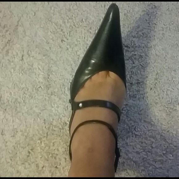 aldo closed toe heels